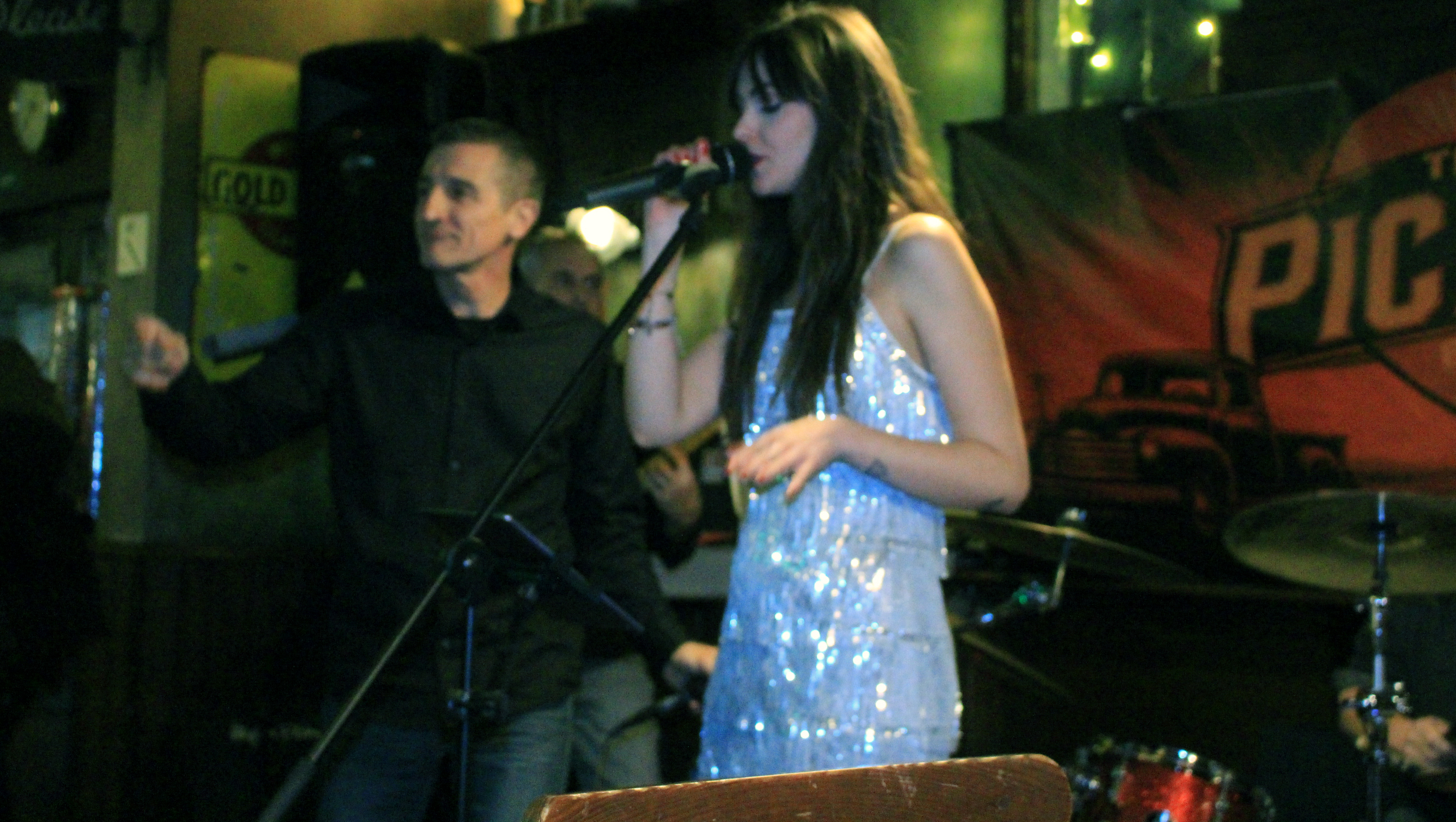 Musiciens indépendants sur scène